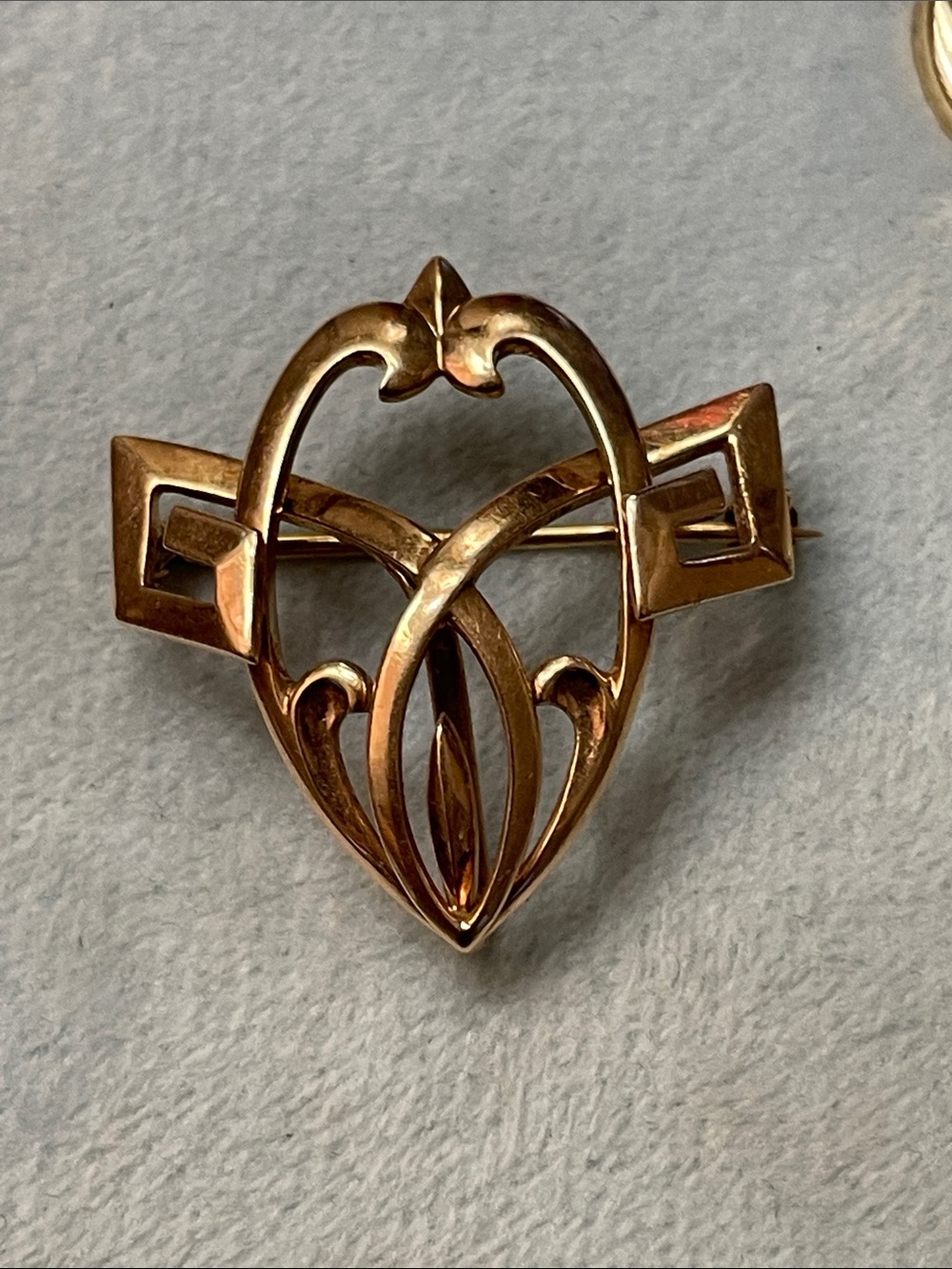 14k Gold Art Nouveau Brooch Charm holder- Elegant Women's Jewelry